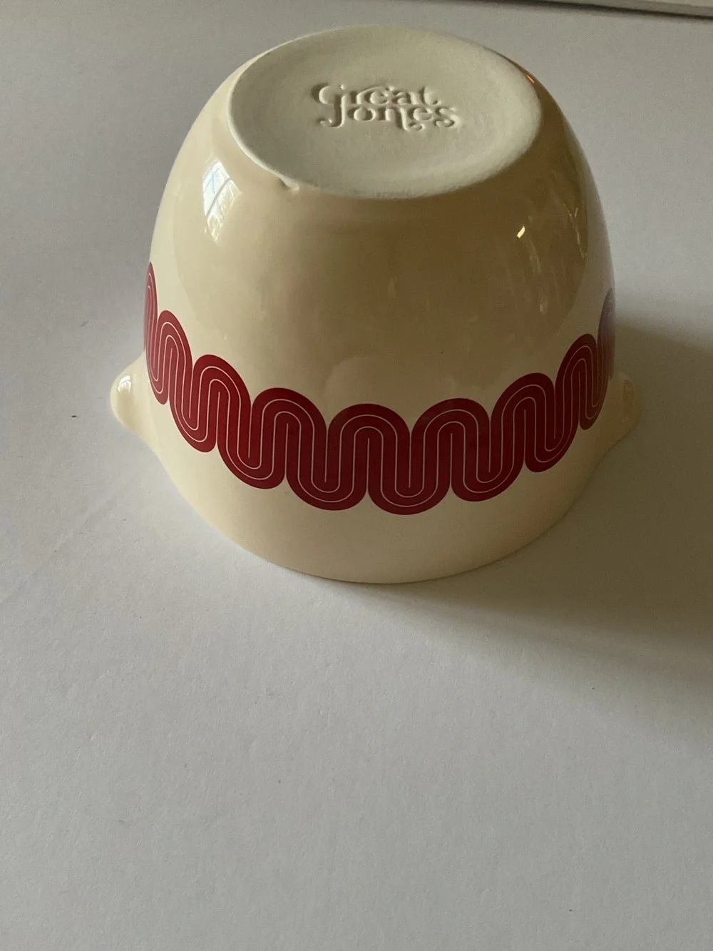 GREAT JONES STIR CRAZY CERAMIC MIXING BOWL RED WAVE PATTERN NWOT